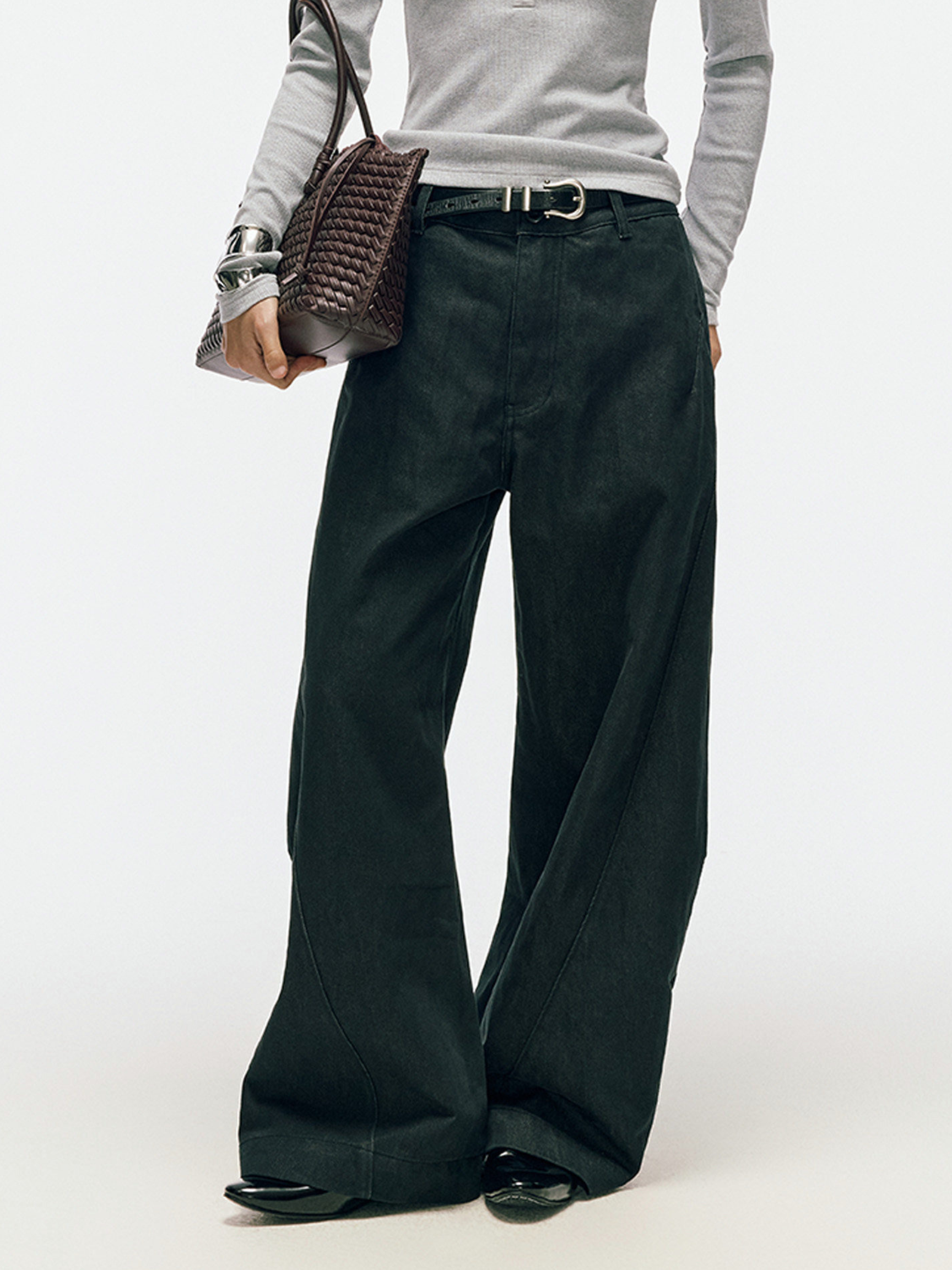 SandDune - Pleated Curved-Leg Utility Pants