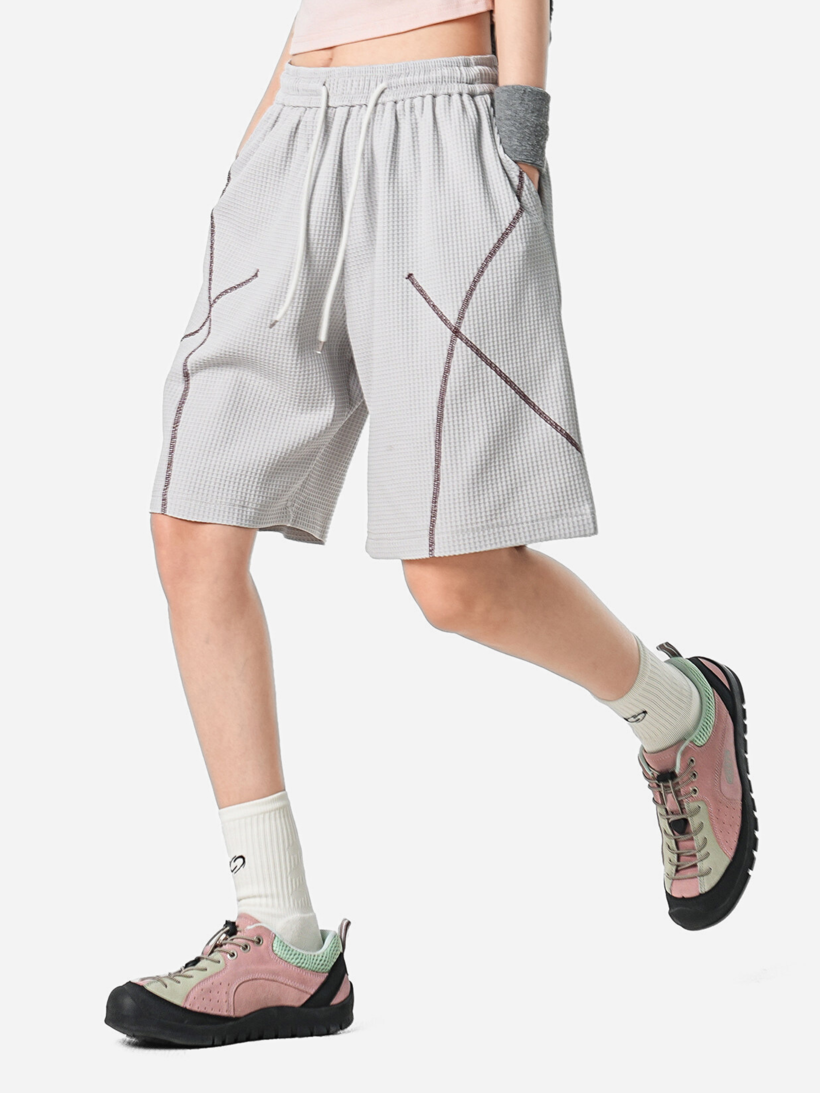 Emberbreeze - Moisture-Wicking & Quick-Dry Contrast Stitch Knit Shorts