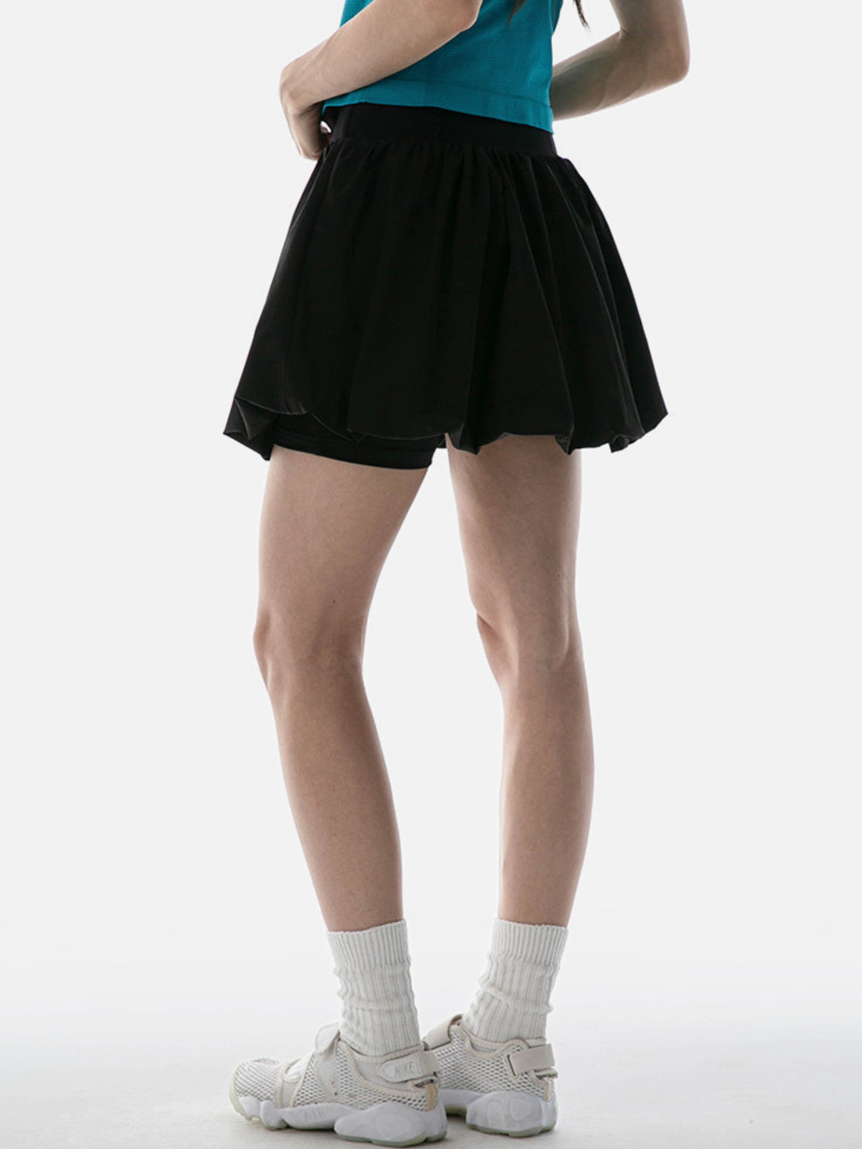 Saunter - Women's High-Waisted Bubble Hem Skirt